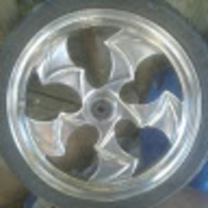 Meet your Posher, Thomas